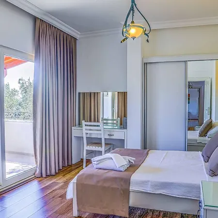 Hotel Acer *