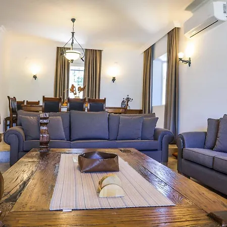 Hotel Acer